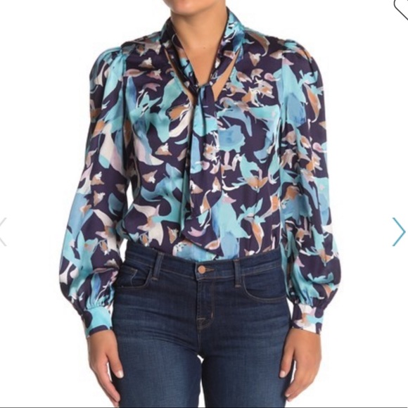 Kendall & Kylie Tops - NWT Kendall + Kylie Puff Sleeve Blouse